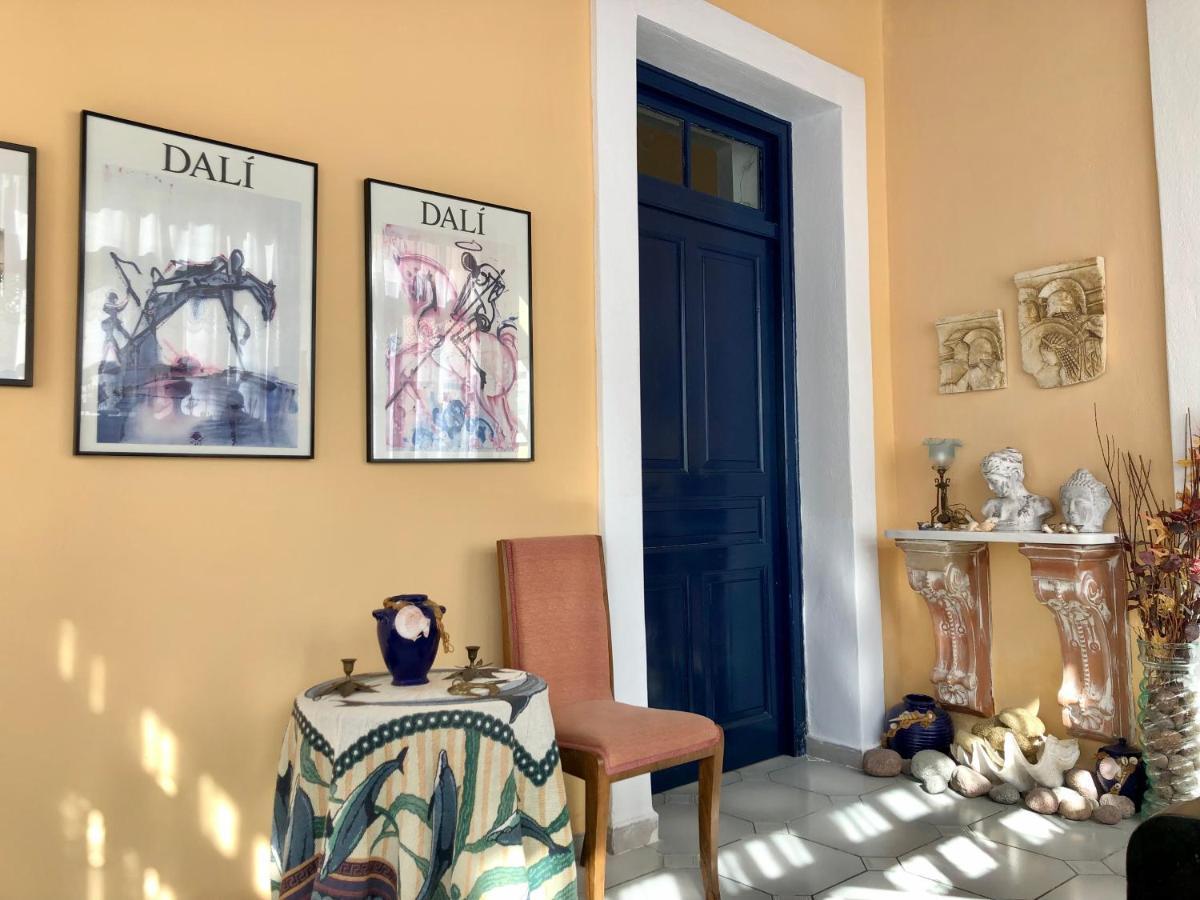 הוילה Traditional House At Aegina Port מראה חיצוני תמונה